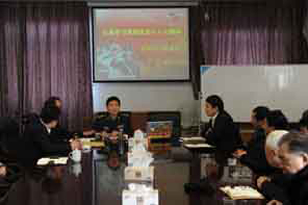 藍天公司認真學習貫徹 黨的十八大精神